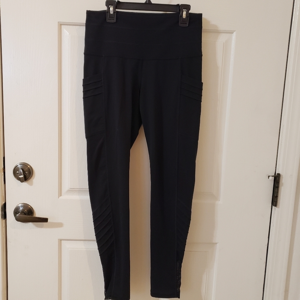 Lucy Black High-Rise Leggings